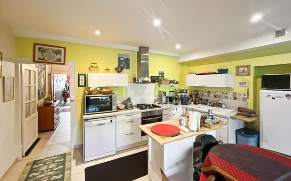 Maison à vendre    6 pièces •  Fleurance