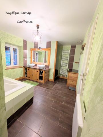 Maison à vendre 8 pièces RYE (39) à 20 MINUTES DE BLETTERANS