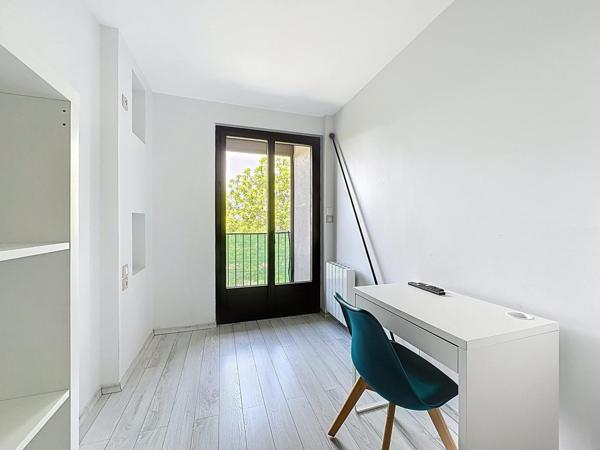 Appartement rénové avec garage au Jardin des Plantes