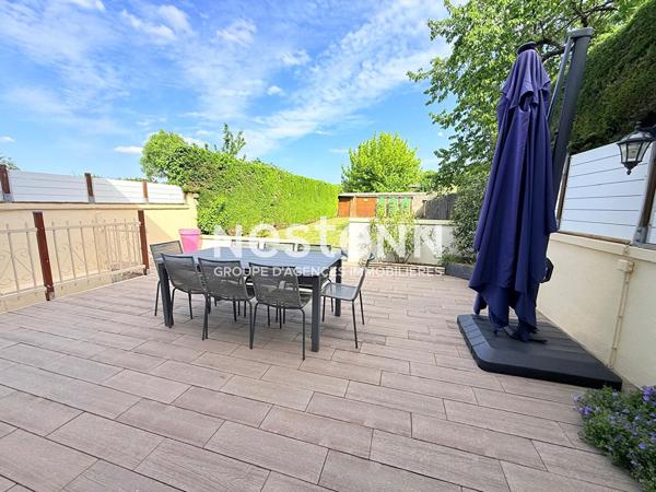 A vendre - Maison de ville - 5 pièces - 3 chambres - Doué la Fontaine - D6046
