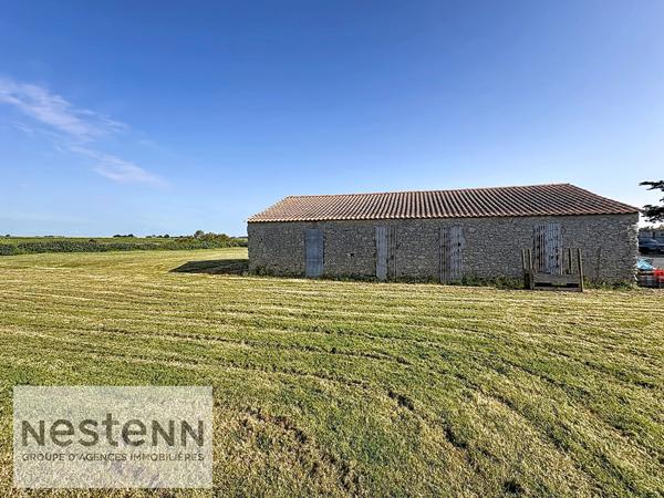 Charmante longère à vendre à Beauvoir-sur-Mer, 5 pièces, grand terrain