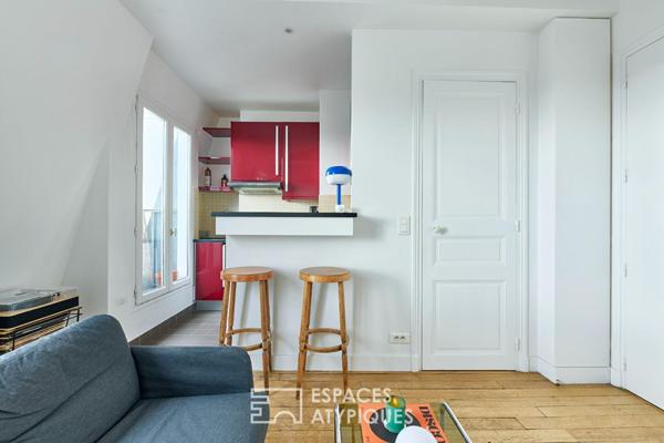 Ensemble de caractère avec balcons en dernier étage