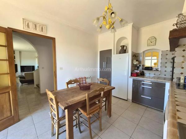 Vente                                                      Maison
                        
                     5 pièces                      140 m2                     à Draguignan