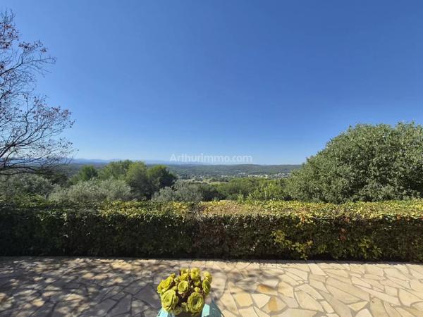 Vente                                                      Maison
                        
                     5 pièces                      140 m2                     à Draguignan