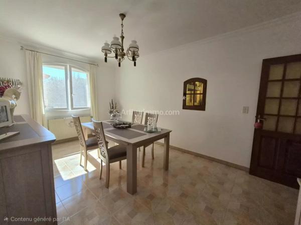 Vente                                                      Maison
                        
                     5 pièces                      140 m2                     à Draguignan