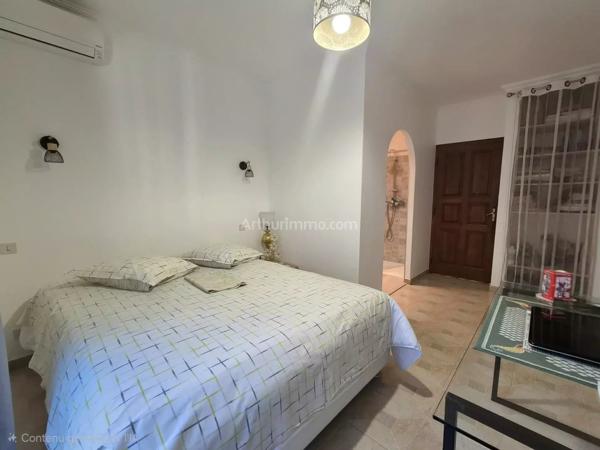 Vente                                                      Maison
                        
                     5 pièces                      140 m2                     à Draguignan