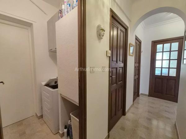 Vente                                                      Maison
                        
                     5 pièces                      140 m2                     à Draguignan