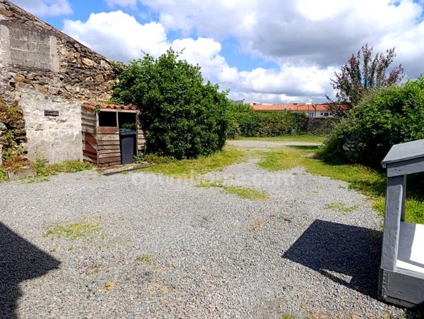 Maison atypique et son studio