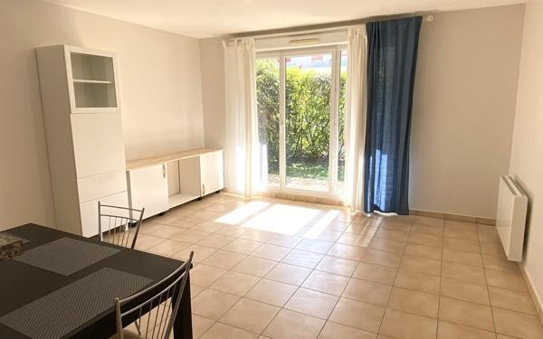 Appartement à louer    2 pièces •  Sérézin-du-Rhône