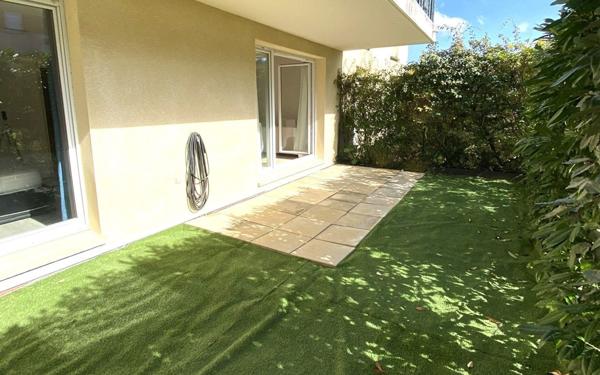 Appartement à louer    2 pièces •  Sérézin-du-Rhône