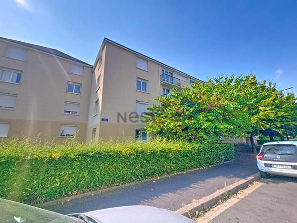 Appartement Tours 5 pièces 88 m2 - proche commodités - tram