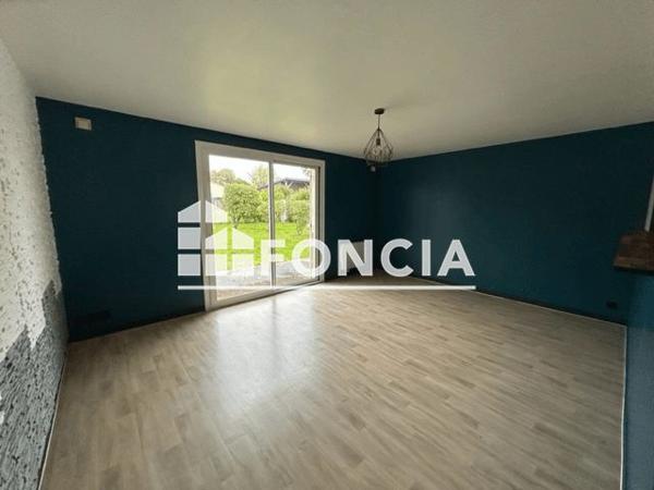 Location Maison 4 pièces 81 m² - 31 RUE ALIENOR D AQUITAINE Montreuil Bonnin 86470