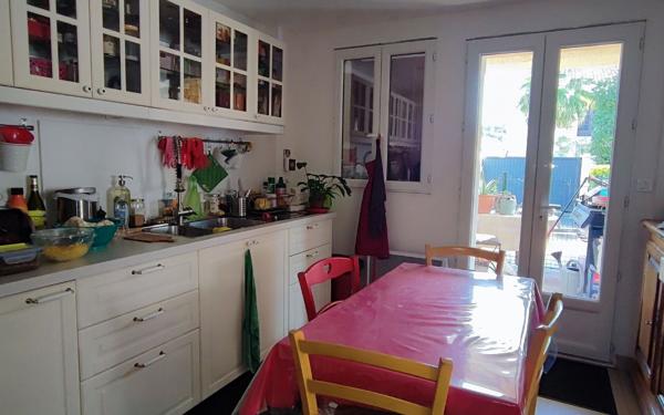 Maison à vendre    3 pièces • 82,48 m2 Marignane