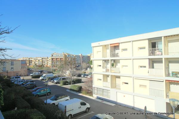 Balaruc-les-Bains (34540) T2/T3 de plus de 50m2 avec terrasse au dernier étage centre-ville de Balaruc-Les-Bains