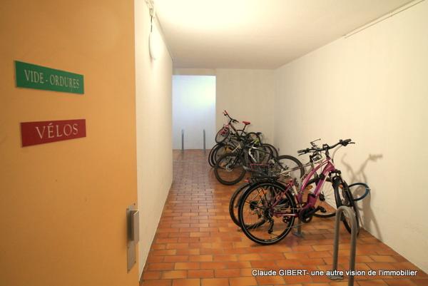 Balaruc-les-Bains (34540) T2/T3 de plus de 50m2 avec terrasse au dernier étage centre-ville de Balaruc-Les-Bains