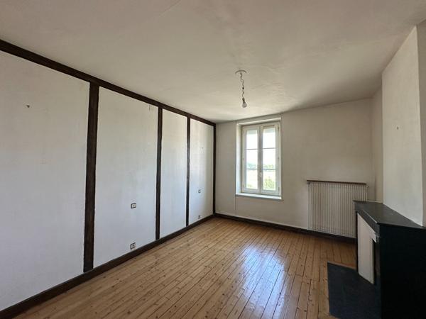 CHATEAUROUX - Maison  3 chambres - garage et jardin