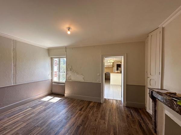 CHATEAUROUX - Maison  3 chambres - garage et jardin