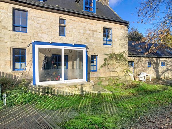 Propriété en pierres 4 chambres -175.56m² -1271m² de terrain