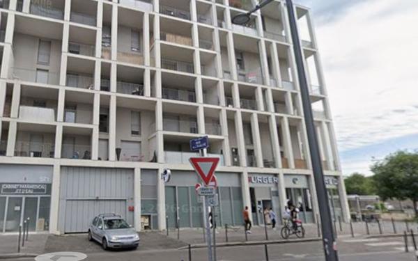 Stationnement à vendre