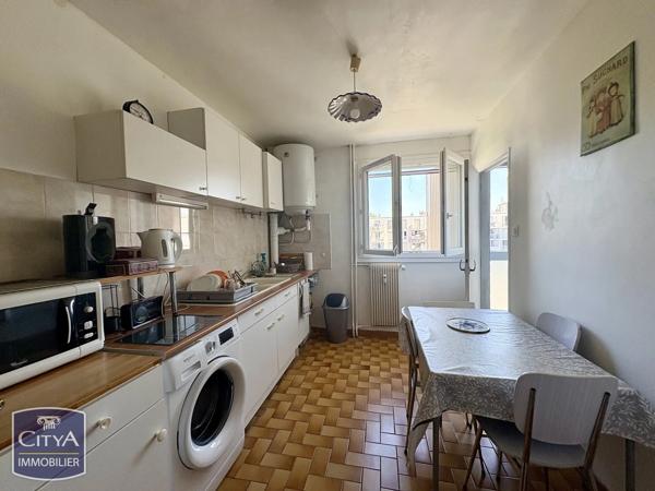 Appartement à vendre 4 pièces 71.45m² Avignon (84000)