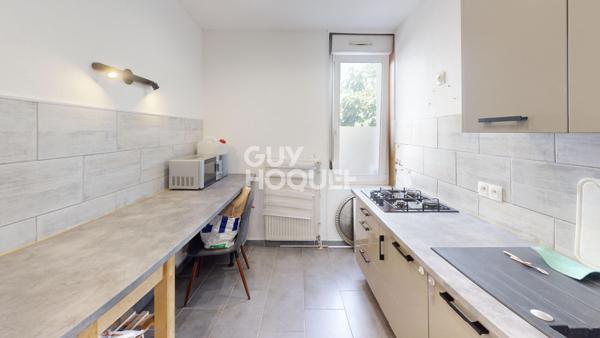 IMMEUBLE VIDE POUR LA VENTE!