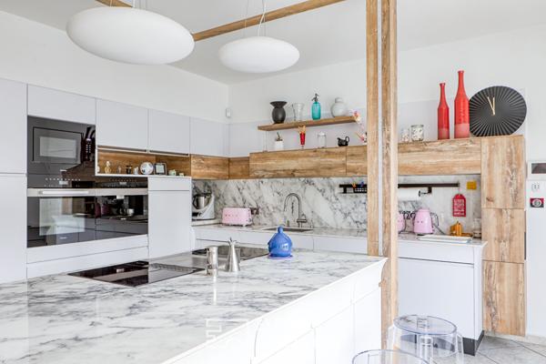 Villa contemporaine avec piscine & spa : l’élégance d’une vie dedans-dehors, au coeur de Pruniers