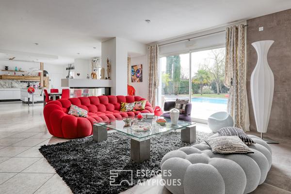 Villa contemporaine avec piscine & spa : l’élégance d’une vie dedans-dehors, au coeur de Pruniers