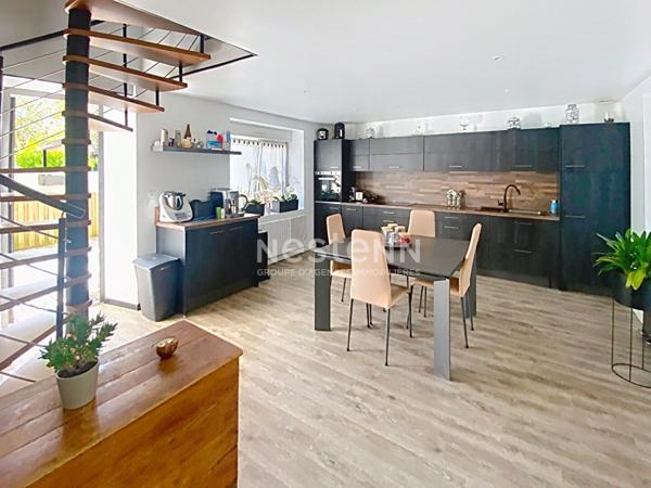 Riec Sur Belon - Maison 5 pièces 120 m² située en hyper centre entièrement rénovée .