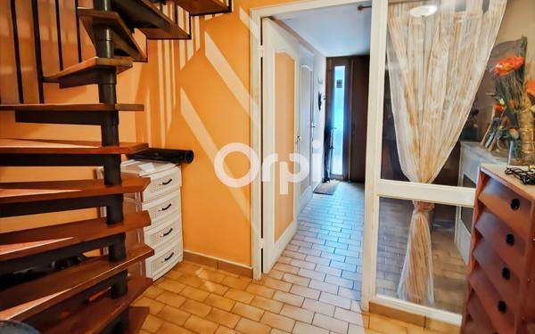 Maison à vendre    4 pièces •  Puiseux-en-France