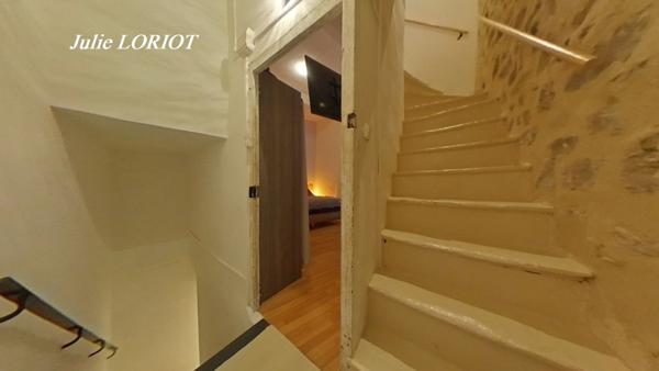 ROUJAN, rénové, 3 Chambres et Garage