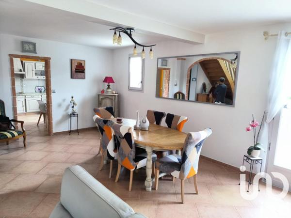 Maison traditionnelle 6 pièces de 170 m² à Chantonnay (85110)