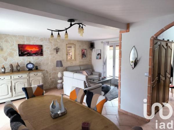 Maison traditionnelle 6 pièces de 170 m² à Chantonnay (85110)