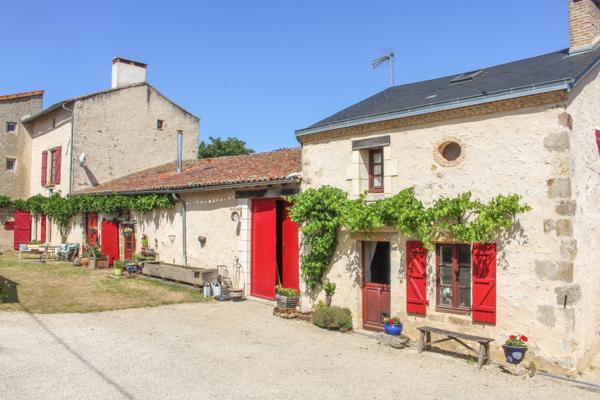 Maison à vendre à Saint-Loup-Lamairé (79600) - Deux-Sèvres