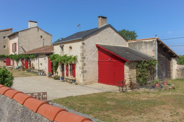 Maison à vendre à Saint-Loup-Lamairé (79600) - Deux-Sèvres