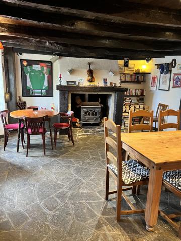 Commerce à vendre à Chalais (24800) - Dordogne