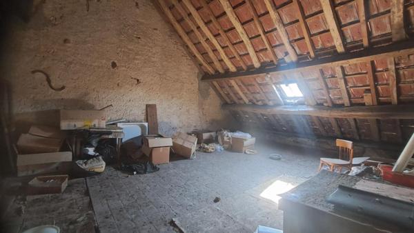 Maison Armes 4 pièce(s) 180 m2    149 900