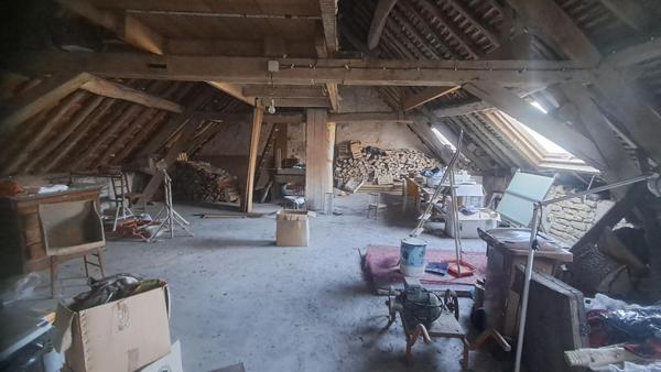 Maison Armes 4 pièce(s) 180 m2    149 900