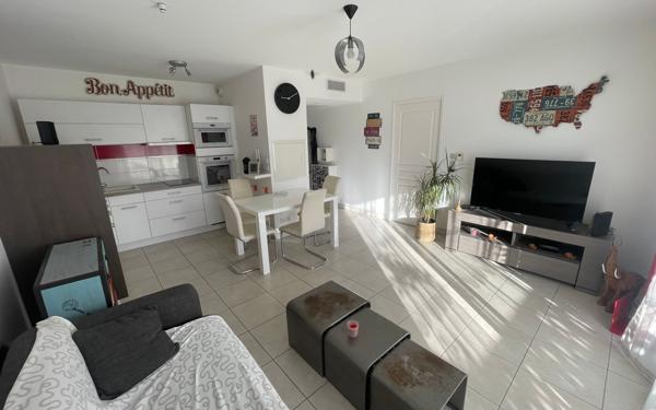 Appartement à vendre    2 pièces • 44 m2 La Seyne-sur-Mer