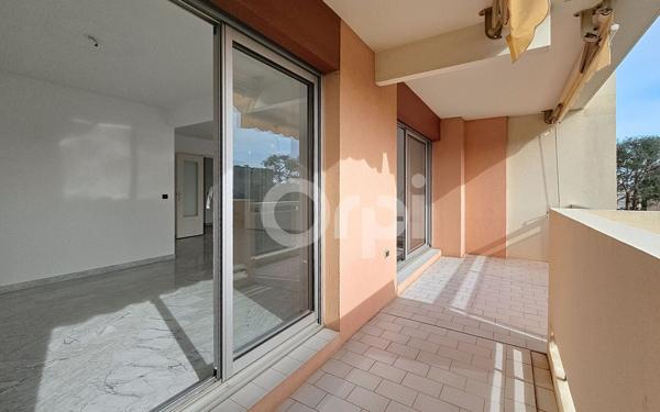 Appartement à vendre    3 pièces • 78,84 m2 Antibes