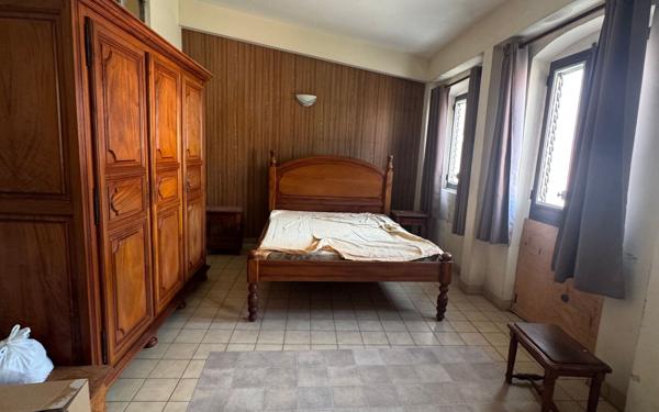 Maison à vendre    4 pièces •  Saint-Pierre