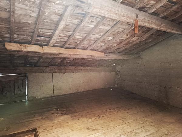 Maison
         4 pièces
        - 121 m² Exclusivité 258 000 € *