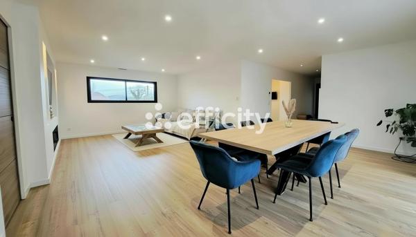 Maison
         5 pièces
        - 150 m² 500 000 € *