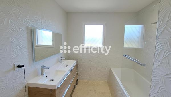 Maison
         5 pièces
        - 150 m² 500 000 € *