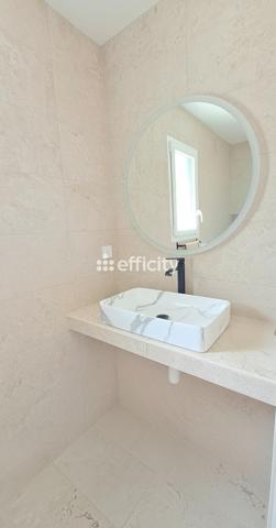Maison
         5 pièces
        - 150 m² 500 000 € *