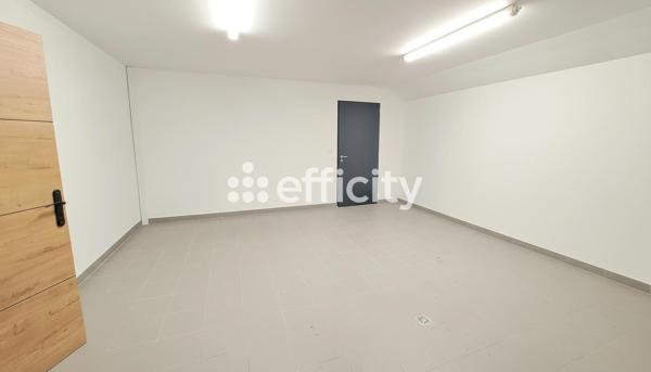 Maison
         5 pièces
        - 150 m² 500 000 € *