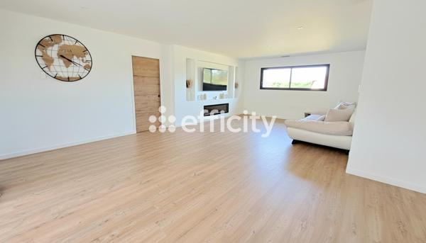 Maison
         5 pièces
        - 150 m² 500 000 € *