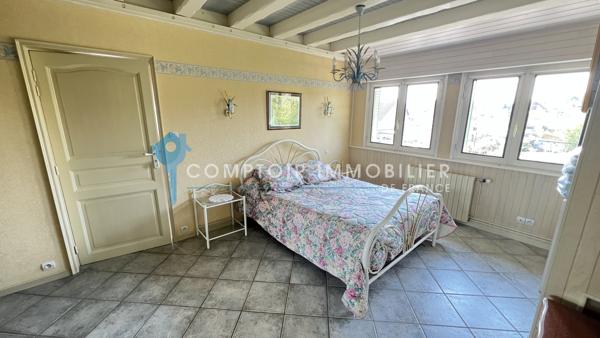 Maison
                                                                                                                                                                                                                                                                                                                        5 pièce(s)                                                                                                                                                                                                          4 chambre(s)                                                                                                                                                                                                          124  m²