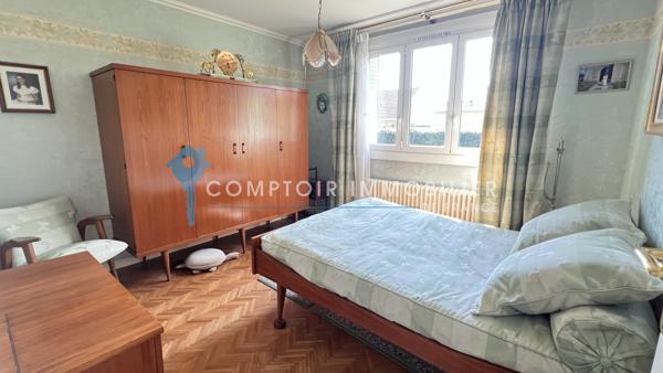 Maison
                                                                                                                                                                                                                                                                                                                        5 pièce(s)                                                                                                                                                                                                          4 chambre(s)                                                                                                                                                                                                          124  m²