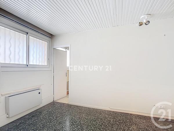 à vendre  68,39 m2 AUBAGNE - 13