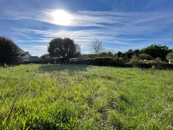 Vente Terrain viabilisé de 478 m² dans le centre de Saint-Pierre